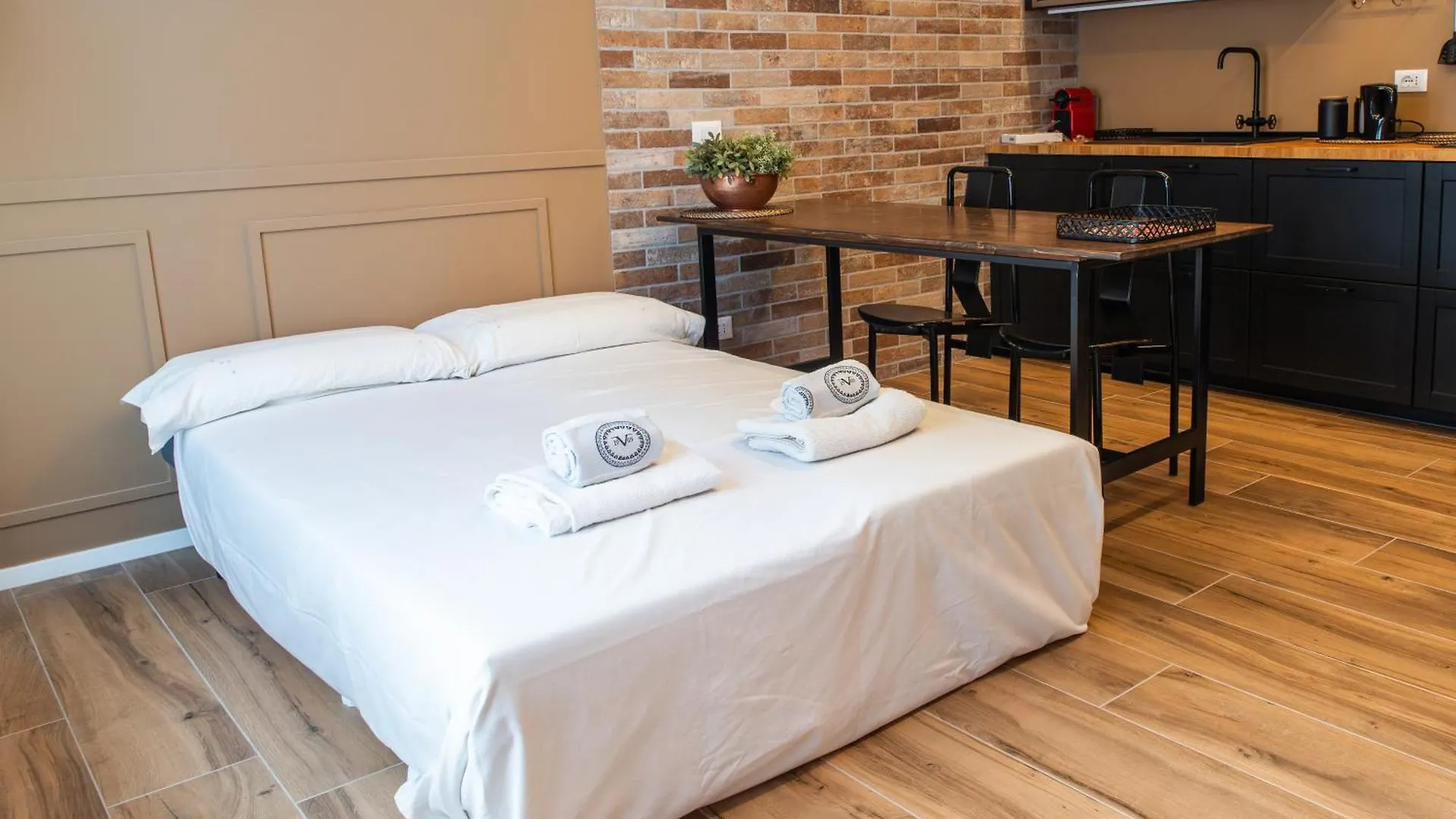 Nuovo Bilocale Prada A 2 Passi & Duomo In 20 Min Appartement Milaan